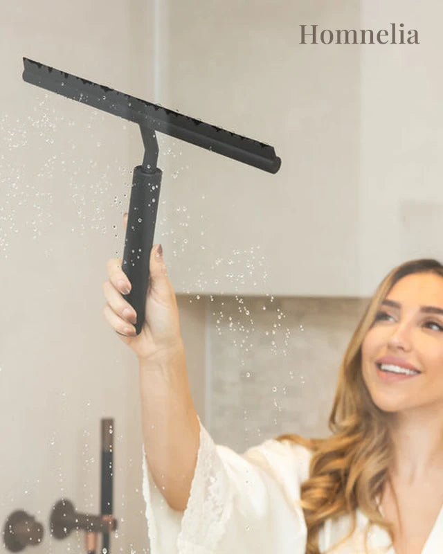 Paroi de douche séchée en un geste