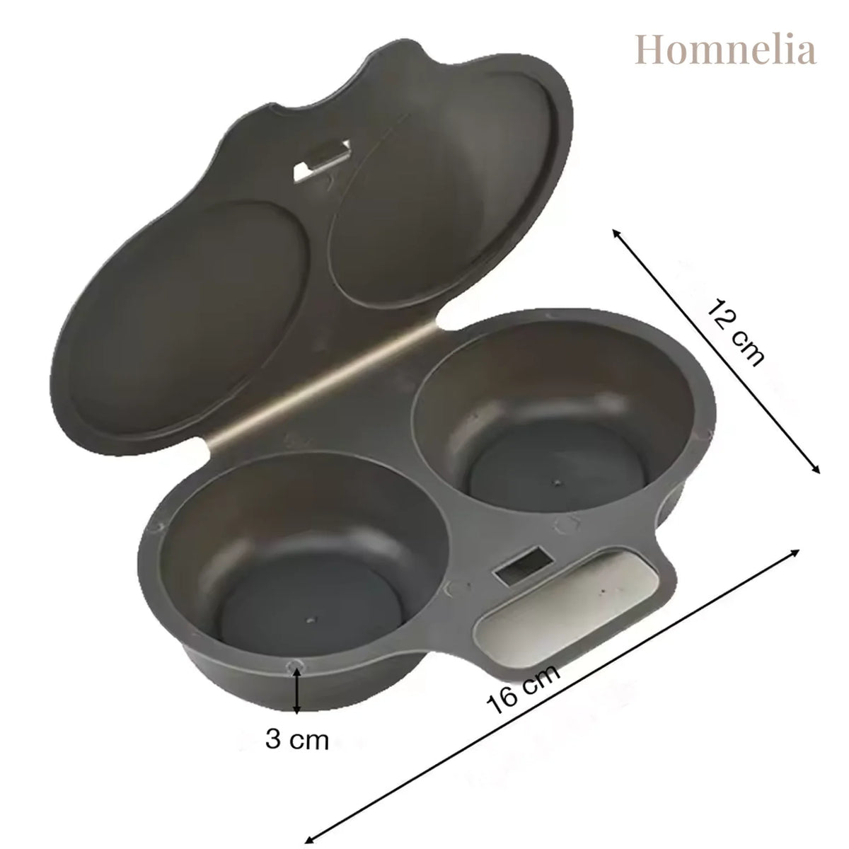 Dimensions du pocheur à œufs : 16 cm sur 12 cm, 3 cm de profondeur